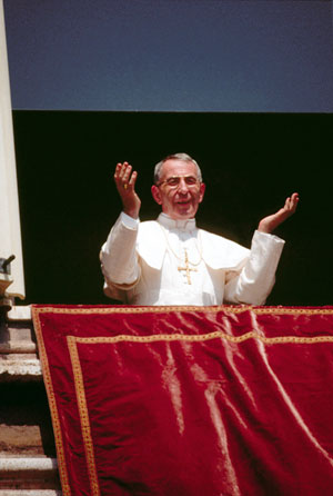 De paus tijdens het Angelus.