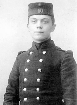 Edward Poppe als soldaat.
