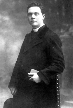 Edward als jonge onderpastoor op Sint-Coleta (1916-1918). 