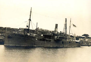 Het Duitse oorlogsschip «Graf von Götzen» domineerde het Tanganyikameer tot het in juni 1916 door Belgische piloten werd uitgeschakeld.