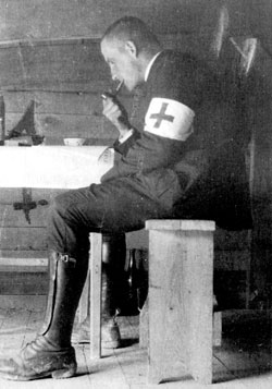Aalmoezenier Jozef Pauwels.