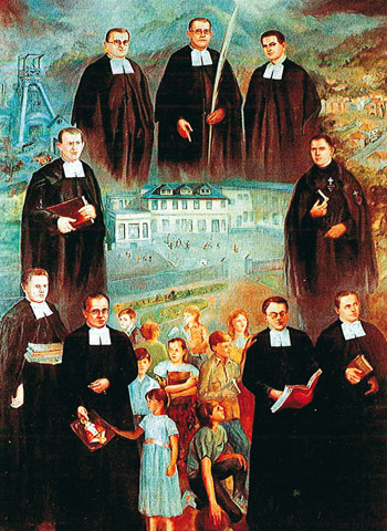 Tijdens de gewapende opstand van de mijnwerkers in de provincie Asturias, in oktober 1934, werden in Turón acht broeders van de christelijke scholen en een pater passionist door een revolutionaire rechtbank ter dood veroordeeld en geëxecuteerd uit pure haat jegens de godsdienst.