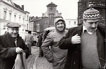 In 1970 verschenen de eerste Marokkaanse gastarbeiders in ons land (hier in Gent).