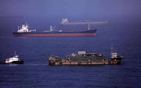 Supertankers in de Straat van Hormuz.