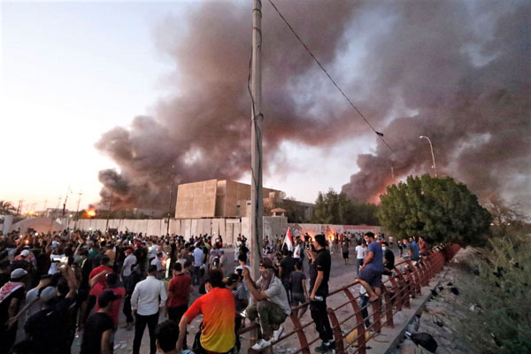 Georkestreerde “volksopstand” tegen de Iraanse aanwezigheid in Basra (Zuid-Irak), september 2018.