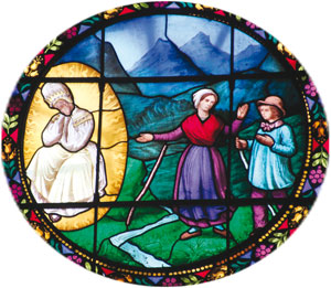Glasraam in de basiliek van La Salette